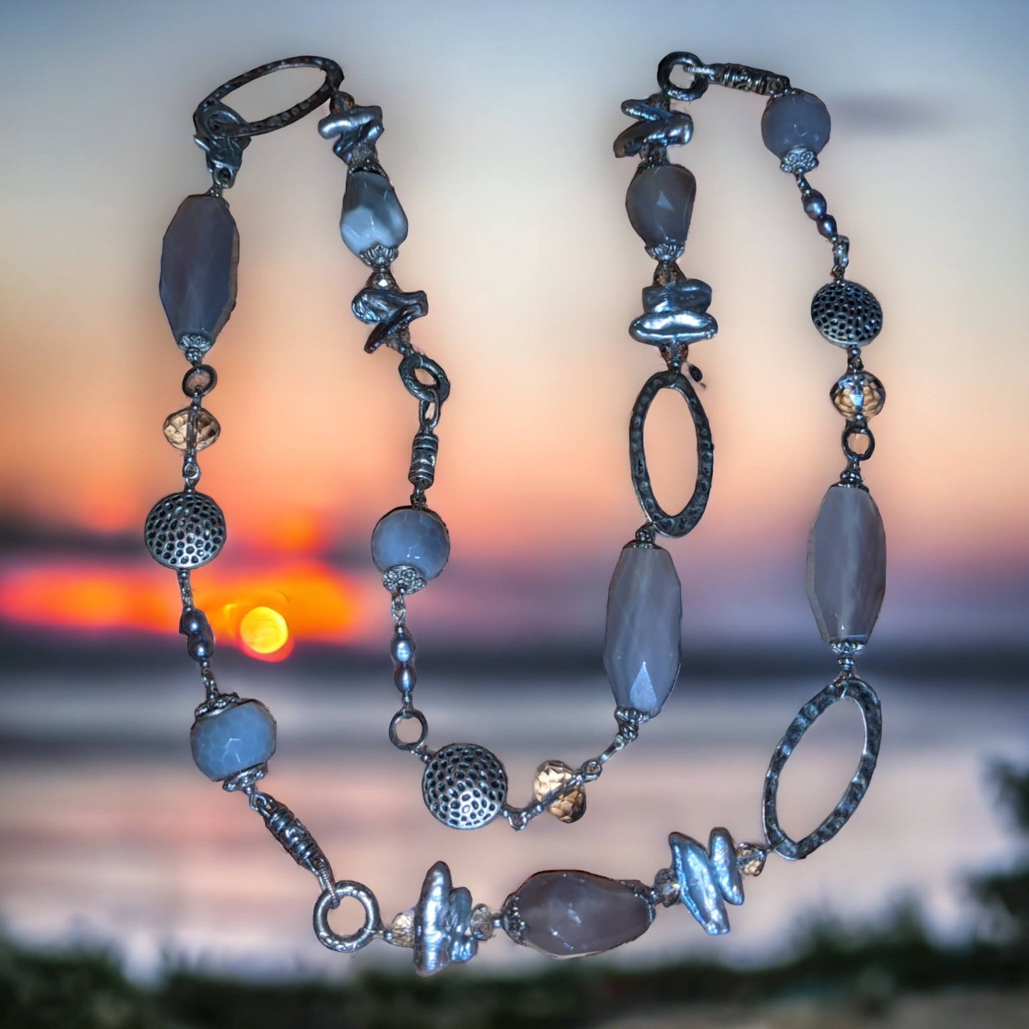 UNIQUE FINDS: Smoky Agate Necklace