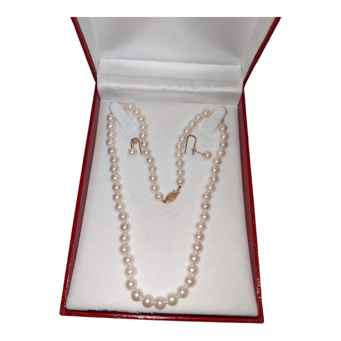 UNIQUE FINDS: Classic Pearl Necklace Set